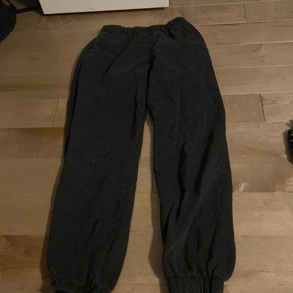 rosa brandy melville sweatpants